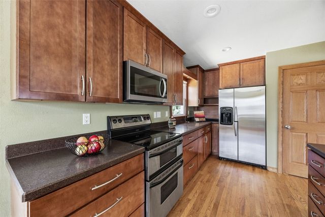 1425 Harold Drive SE, Cedar Rapids, IA 52403