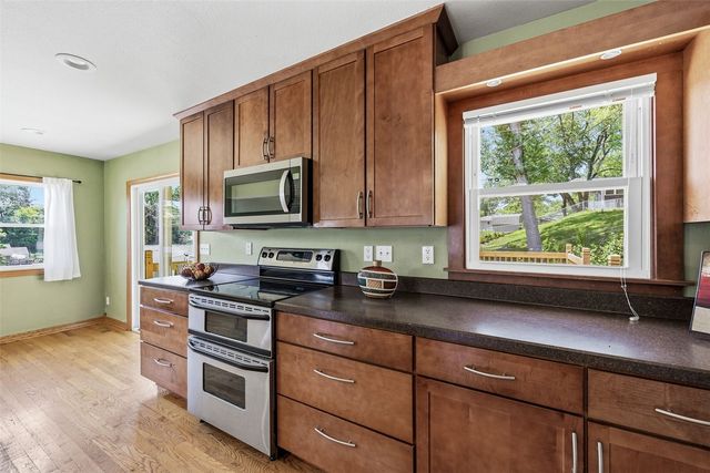 1425 Harold Drive SE, Cedar Rapids, IA 52403