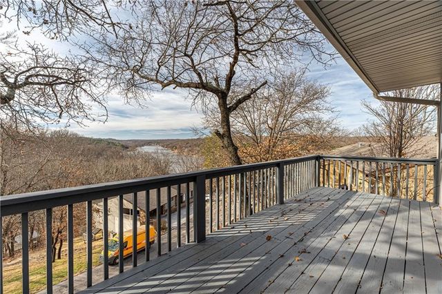 13 Connie Lane, Bella Vista, AR 72715