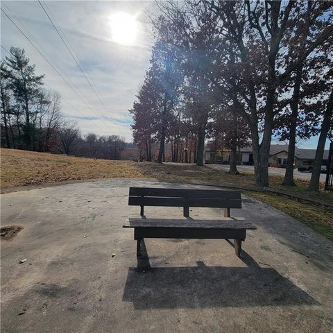 13 Connie Lane, Bella Vista, AR 72715