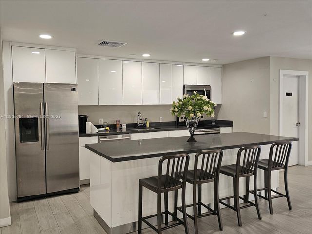 8075 SW 107th Ave 114, Miami, FL 33173