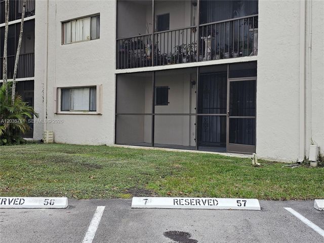 8075 SW 107th Ave 114, Miami, FL 33173