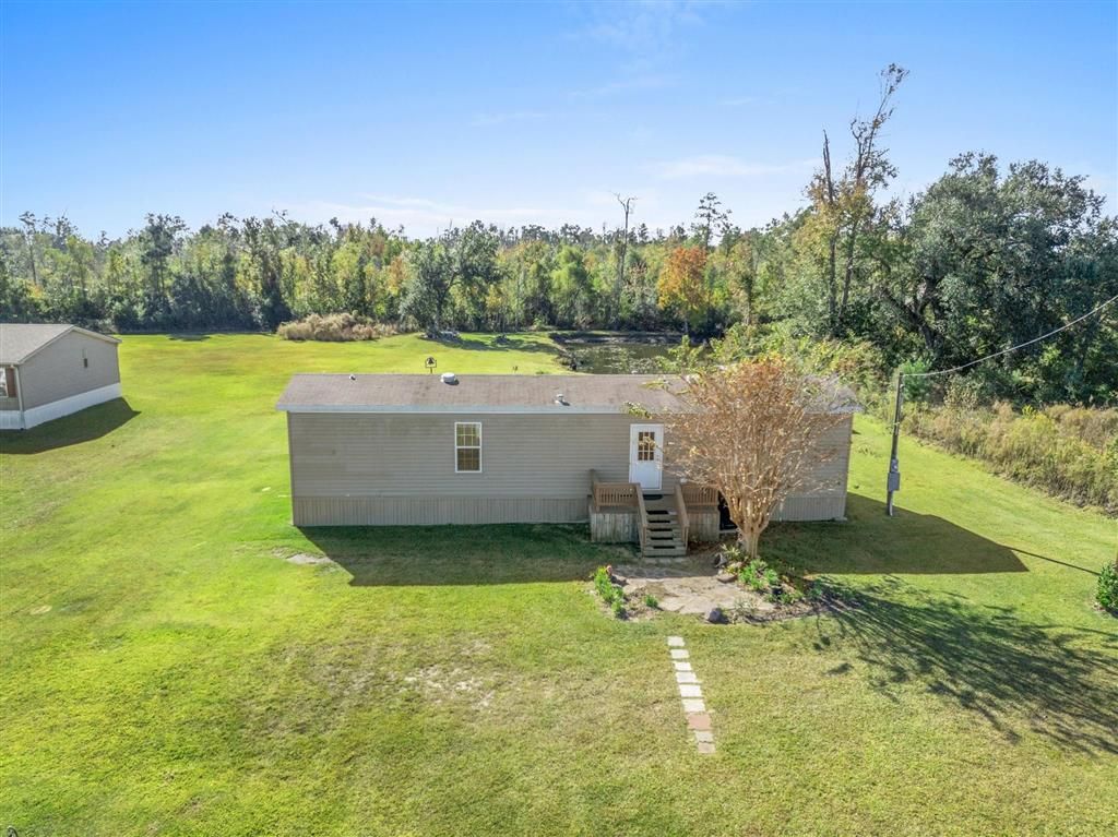 1750 W Burton Street, Sulphur, LA 70663