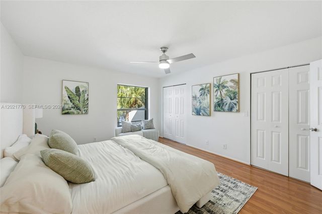 1257 NW 98th Ter 154, Pembroke Pines, FL 33024