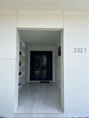 2321 SW 16th Ct left, Miami, FL 33145