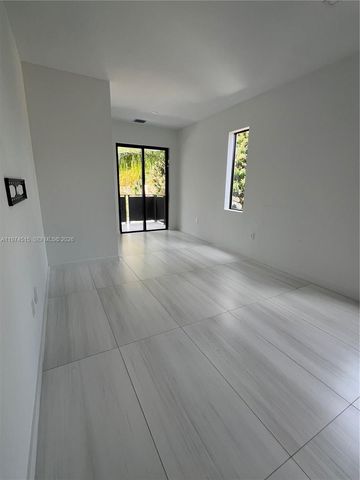 2321 SW 16th Ct left, Miami, FL 33145