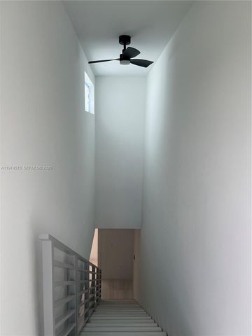 2321 SW 16th Ct left, Miami, FL 33145