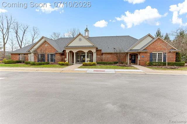 3553 Oakmonte Boulevard, Rochester, MI 48306