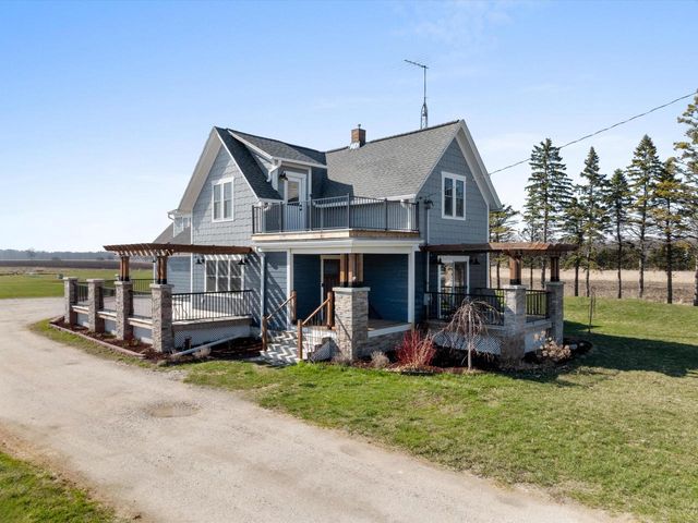 3202 Mirro DRIVE, Manitowoc, WI 54220
