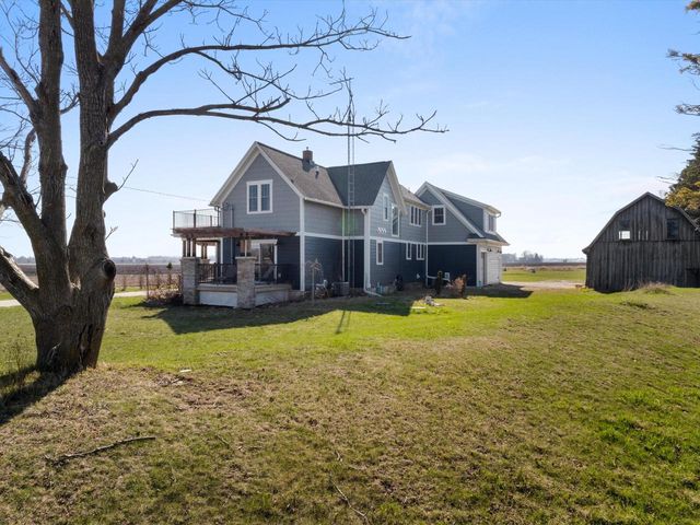 3202 Mirro DRIVE, Manitowoc, WI 54220