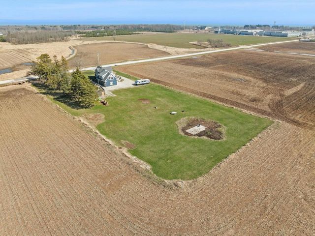 3202 Mirro DRIVE, Manitowoc, WI 54220