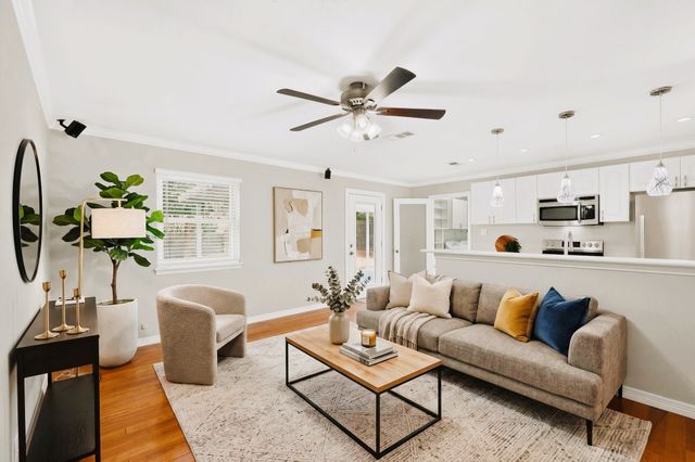 1207 Aransas Drive, Euless, TX 76039