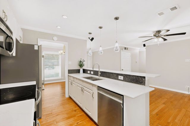 1207 Aransas Drive, Euless, TX 76039