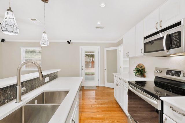 1207 Aransas Drive, Euless, TX 76039