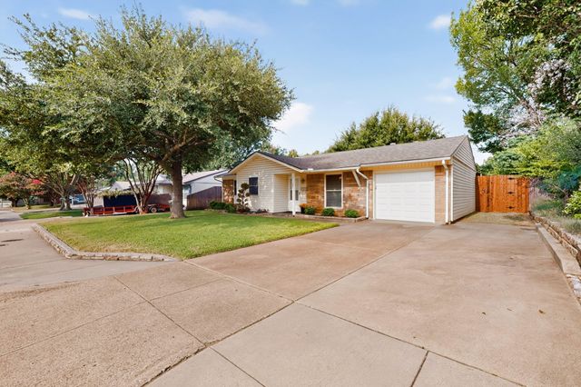 1207 Aransas Drive, Euless, TX 76039