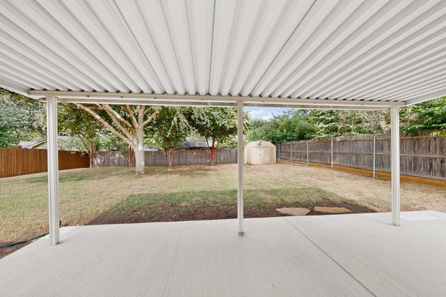1207 Aransas Drive, Euless, TX 76039