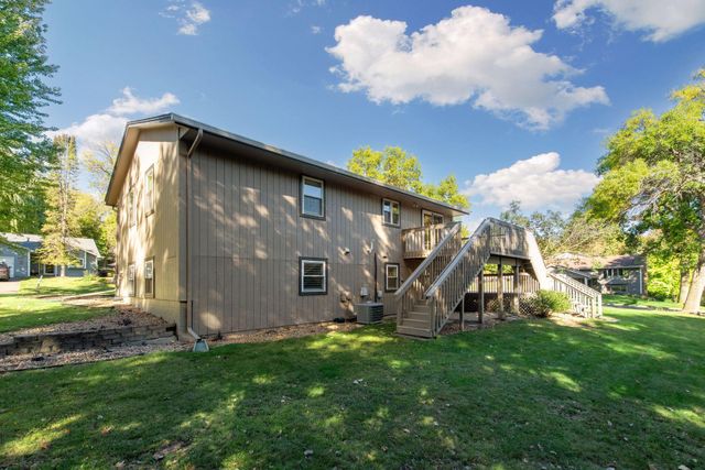 8113 Dakota Lane, Chanhassen, MN 55317