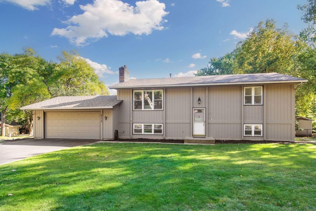 8113 Dakota Lane, Chanhassen, MN 55317 — photo 3