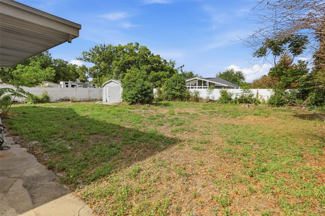 200 SIR LAWRENCE DRIVE, Sanford, FL 32773