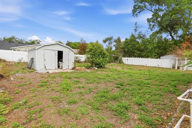 200 SIR LAWRENCE DRIVE, Sanford, FL 32773