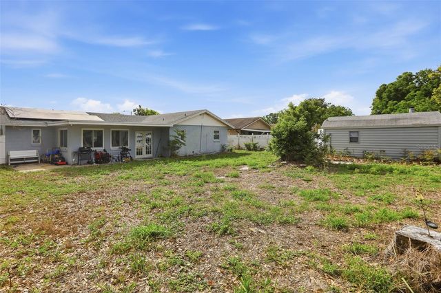 200 SIR LAWRENCE DRIVE, Sanford, FL 32773