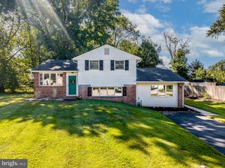 32 MIAMI RD, Norristown, PA 19403