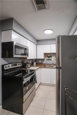2406 Linhart AVE, Fort Myers, FL 33901