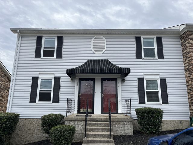 222 Edgewood Dr, Hendersonville, TN 37075