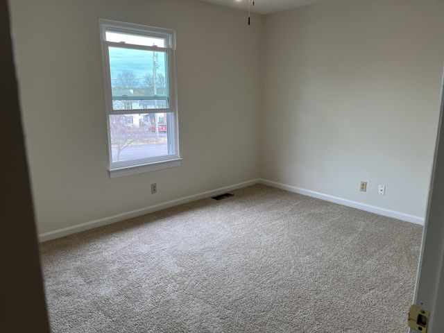 222 Edgewood Dr, Hendersonville, TN 37075