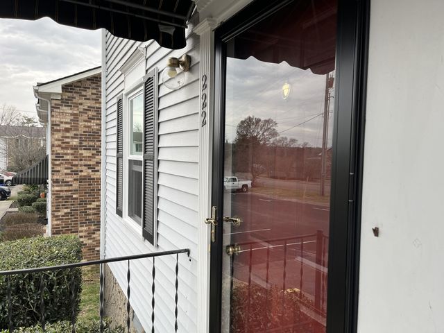 222 Edgewood Dr, Hendersonville, TN 37075