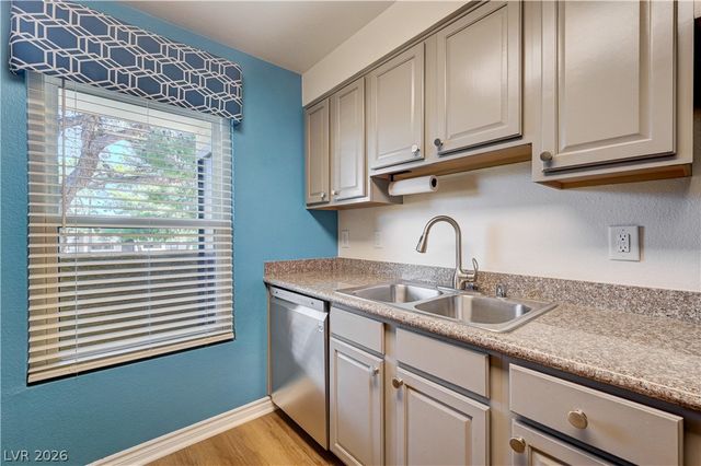 2451 North Rainbow Boulevard 2051, Las Vegas, NV 89108