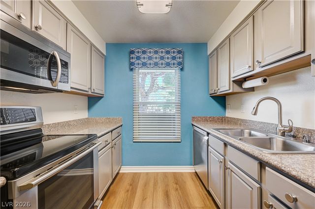2451 North Rainbow Boulevard 2051, Las Vegas, NV 89108