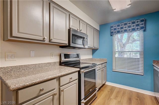 2451 North Rainbow Boulevard 2051, Las Vegas, NV 89108