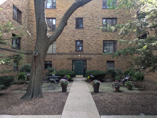 1535 Monroe Avenue 2, River Forest, IL 60305