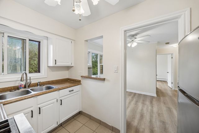 1535 Monroe Avenue 2, River Forest, IL 60305