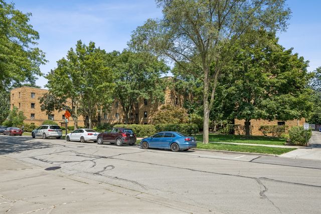 1535 Monroe Avenue 2, River Forest, IL 60305