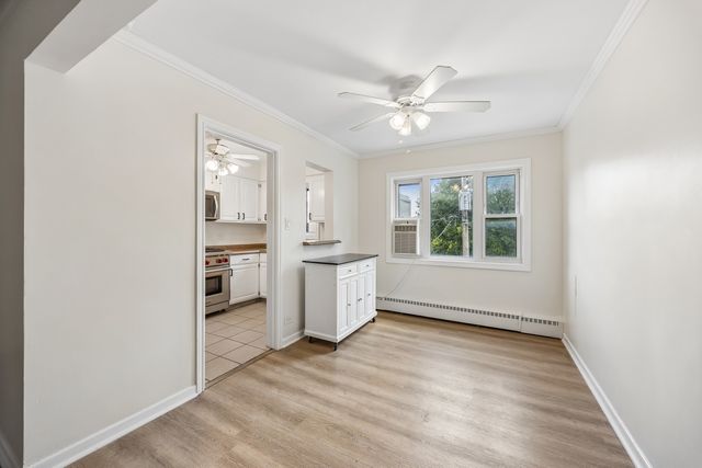 1535 Monroe Avenue 2, River Forest, IL 60305