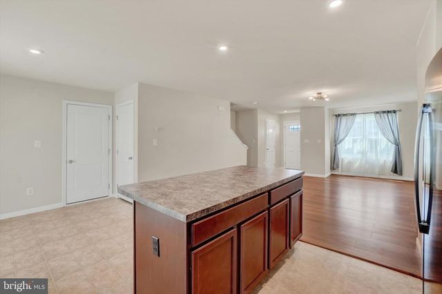 3410 SUMMER DR, Dover, PA 17315