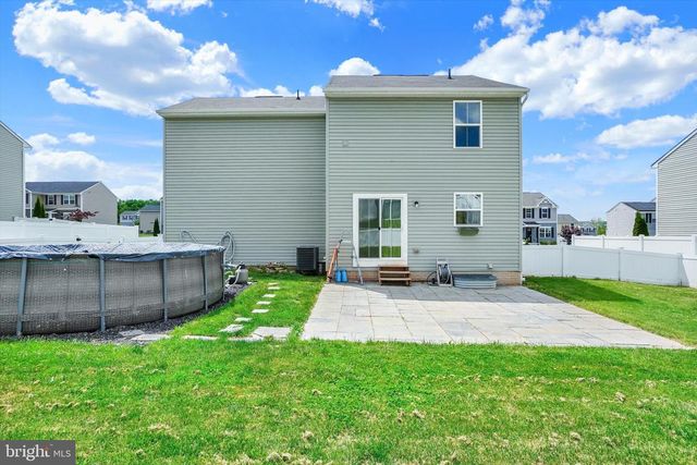 3410 SUMMER DR, Dover, PA 17315