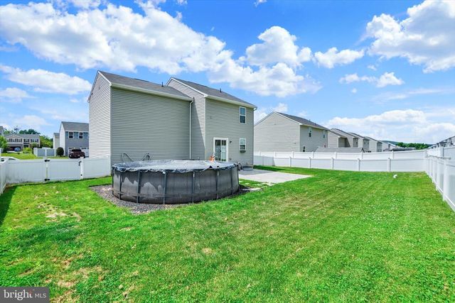 3410 SUMMER DR, Dover, PA 17315