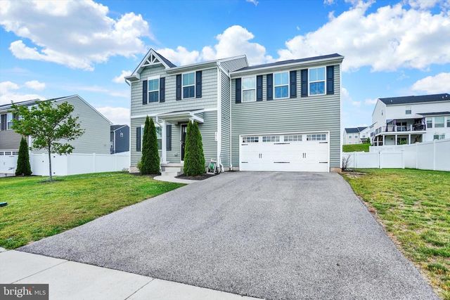 3410 SUMMER DR, Dover, PA 17315