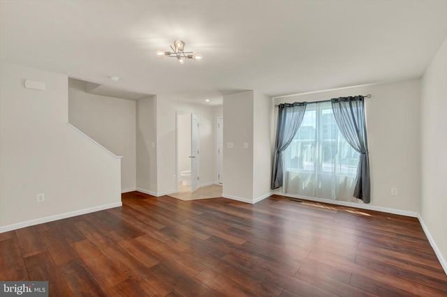 3410 SUMMER DR, Dover, PA 17315