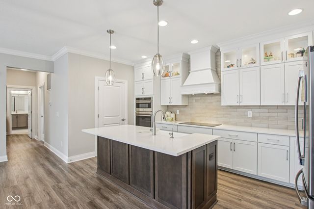 2895 Twain Drive, Carmel, IN 46033