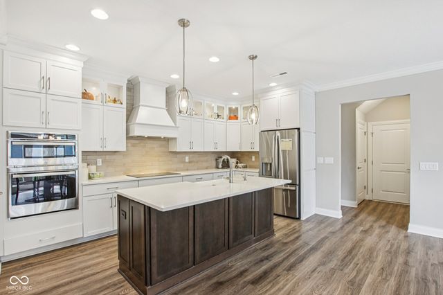 2895 Twain Drive, Carmel, IN 46033