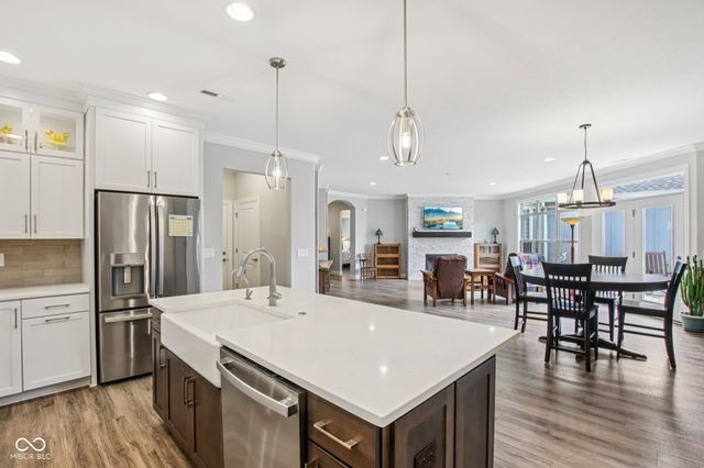 2895 Twain Drive, Carmel, IN 46033