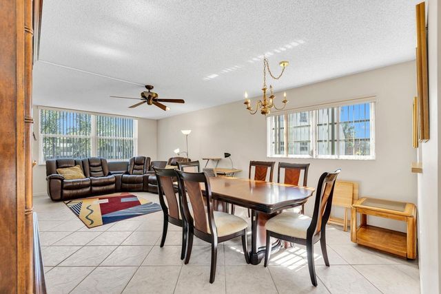 6850 Royal Palm Boulevard 212, Margate, FL 33063