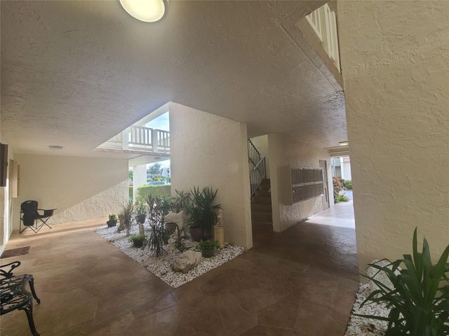 6850 Royal Palm Boulevard 212, Margate, FL 33063