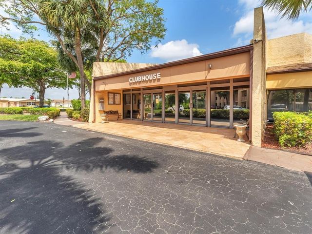 6850 Royal Palm Boulevard 212, Margate, FL 33063