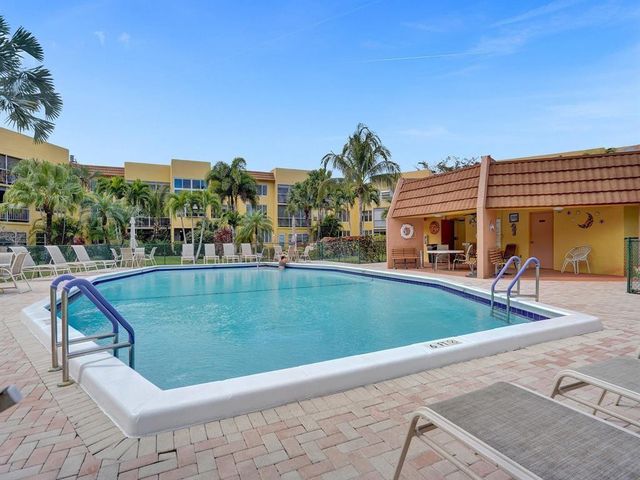 6850 Royal Palm Boulevard 212, Margate, FL 33063