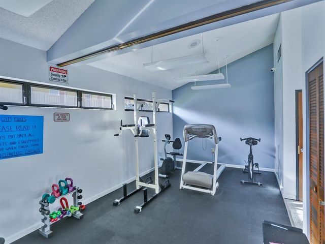 6850 Royal Palm Boulevard 212, Margate, FL 33063